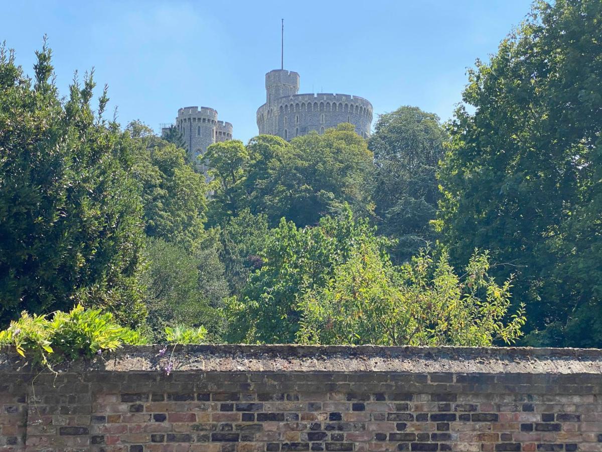 Letting Serviced - Guards View, Apartamento Windsor